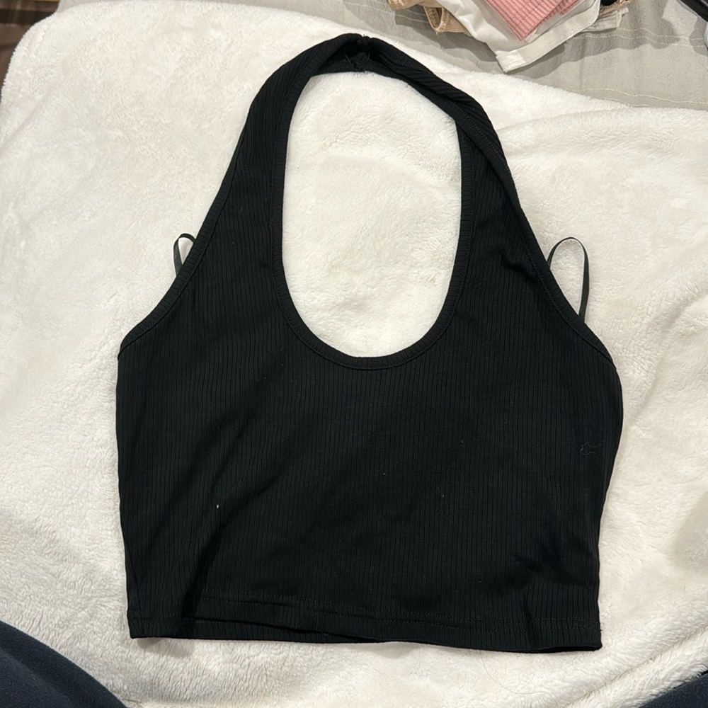 Black cropped halter top